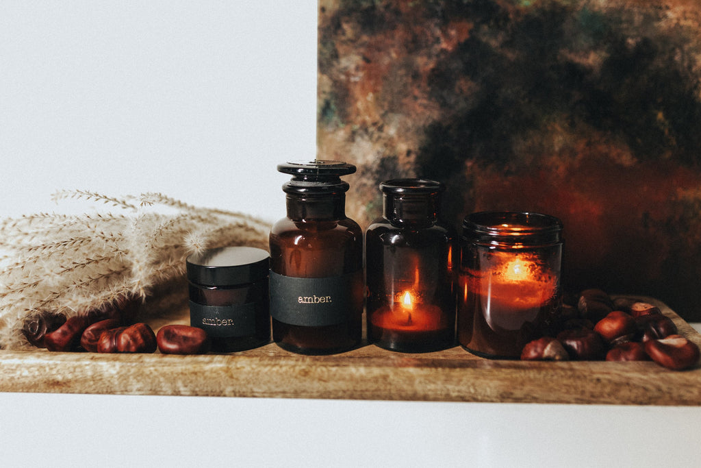 Svece burciņā "Amber candle" 4 izmēri
